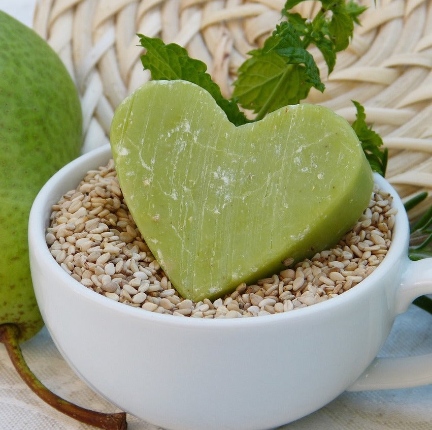 10 Eco-Friendly Body Wash Brands That Care About the Environment
