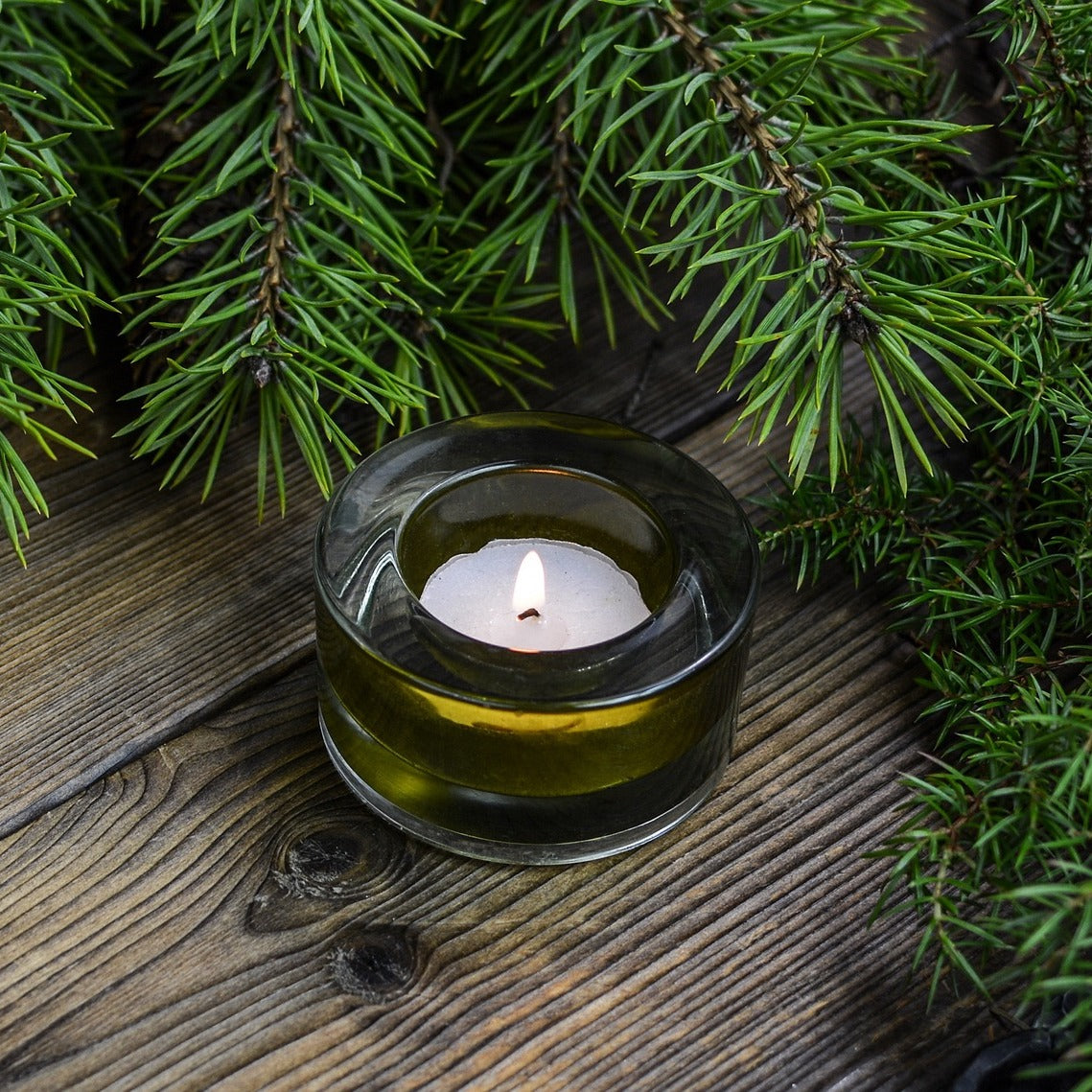 10 Eco-Friendly Candles For Sustainable Scent Lovers